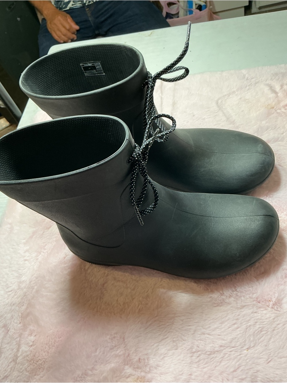 CROCS Black Ankle Rain Boots with Polka-Dot Laces b122 - Picture 2 of 6